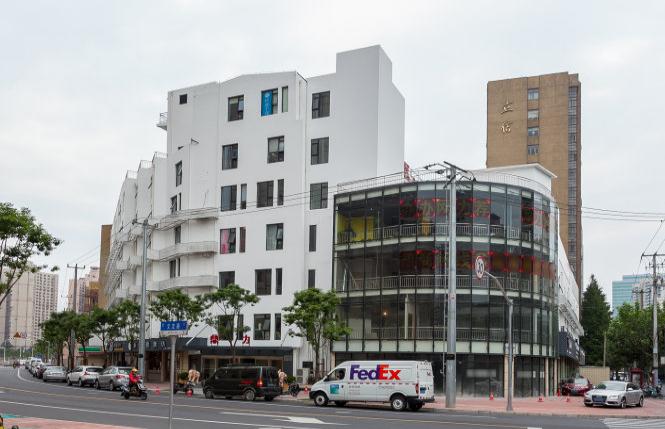 上海鼎力創意園，白色現代設計，打造高品質辦公環境