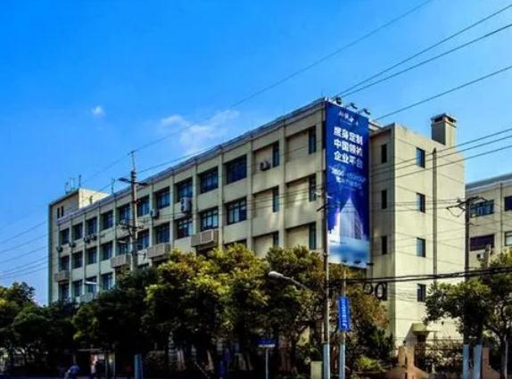 上海金陵商務(wù)廣場：周邊生活設(shè)施齊全，工作生活兩不誤